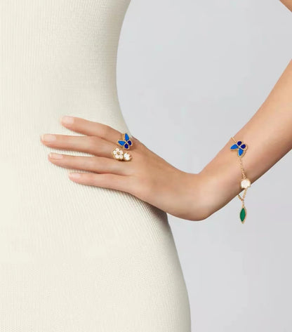 [LUXE]PULSERA CON 5 MOTIVOS DE LUCKY SPRING