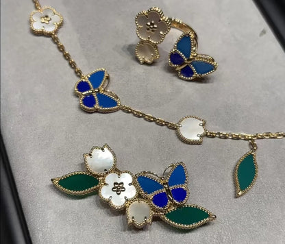 [LUXE]PULSERA CON 5 MOTIVOS DE LUCKY SPRING