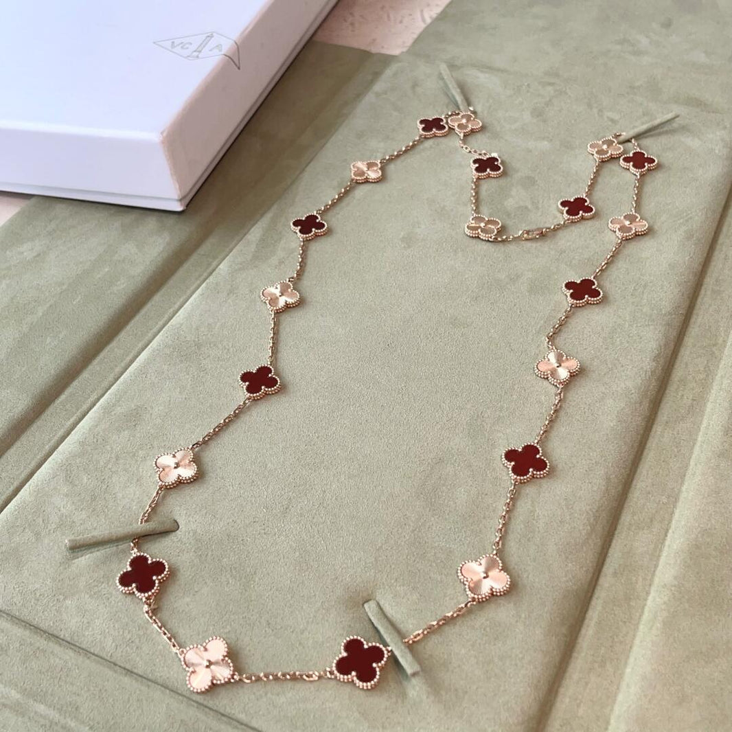 [LUXE]CLOVER 20 MOTIFS LASER CARNELIAN NECKLACE