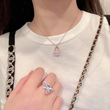 [LUXE] COLLAR CON PEDANTE DE DIAMANTES PÚRPURAS CONSTANCE