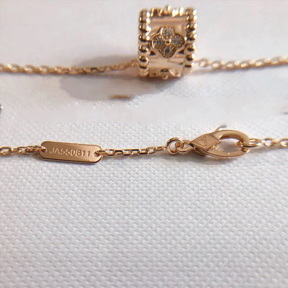 [LUXE] COLLAR CON PEDANTE DE PERLEE ORO / ORO ROSA