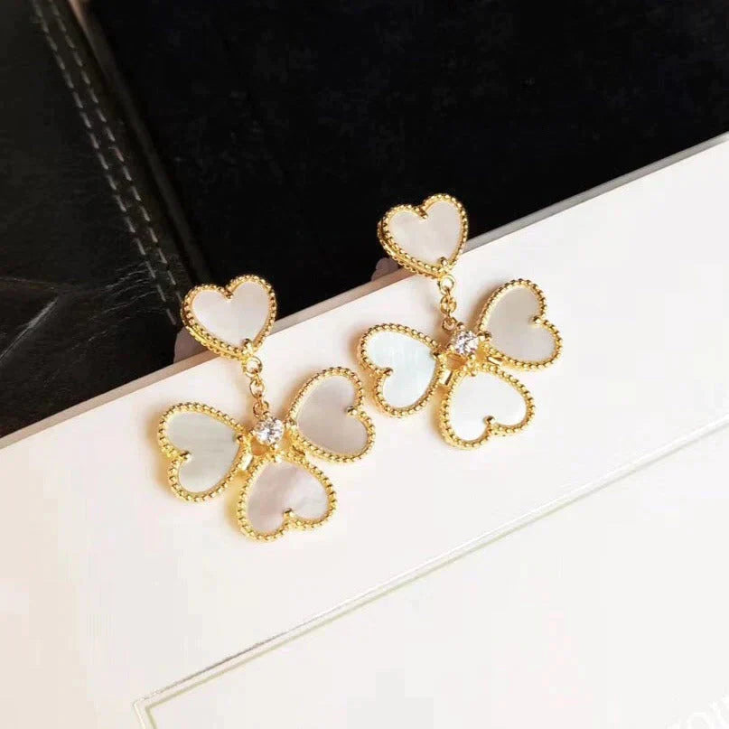 [LUXE]CLOVER SWEET WHITE MOP EARRINGS