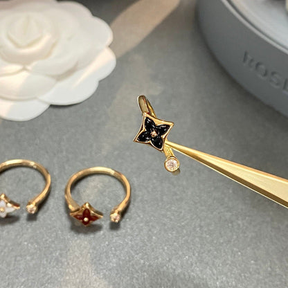 [LUXE] ANILLO ABIERTO ESTRELLA 1 DIAMANTE