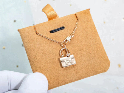 [LUXE]COLLAR AMULETTE PEDANTE ORO ROSA
