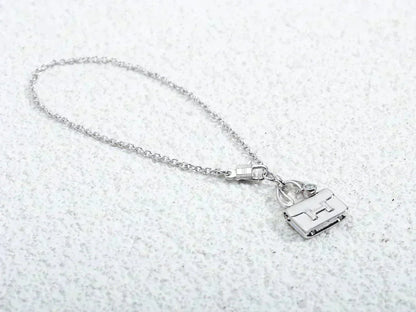 [LUXE]COLLAR DE PLATA CON PEDANTE AMULETTE