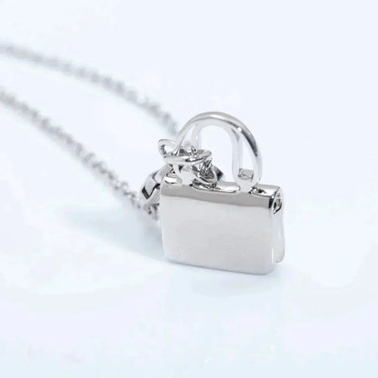 [LUXE]COLLAR DE PLATA CON PEDANTE AMULETTE