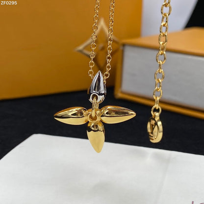 [LUXE]LOUISETTE COLLAR DE ORO CON PEDANTE