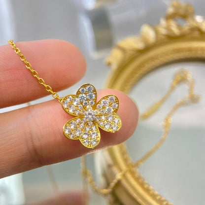 COLLAR DE DIAMANTES CON FLOR [LUXE]