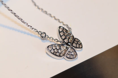 [LUJO]COLLAR DE MARIPOSA Y DIAMANTES