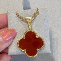 [LUXE] COLLAR TRÉBOL 25MM ORO CORNALINA