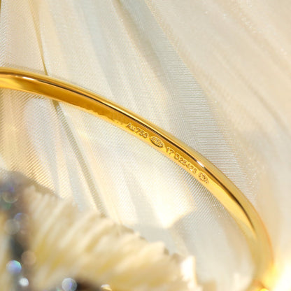 [LUXE] VOLTE PULSERA DE ORO CON DIAMANTES Y SITIO ABAJO