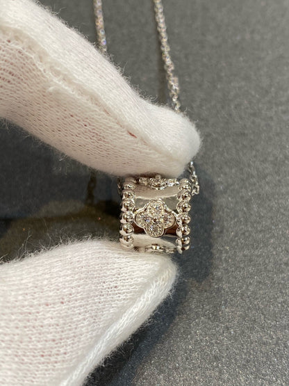 [LUXE] COLLAR DE PLATA CON DIAMANTES Y PEDANTE DE PERLEE 