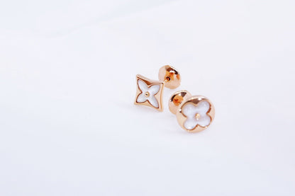 [LUXE] PENDIENTES DE BOTONERA CON ESTRELLA Y SOL EN ORO ROSA