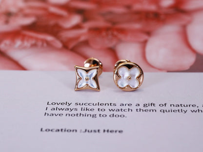 [LUXE] PENDIENTES DE BOTONERA CON ESTRELLA Y SOL EN ORO ROSA