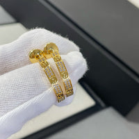 [LUXE] PENDIENTES DE ARO DE ORO CON DIAMANTES LOVE