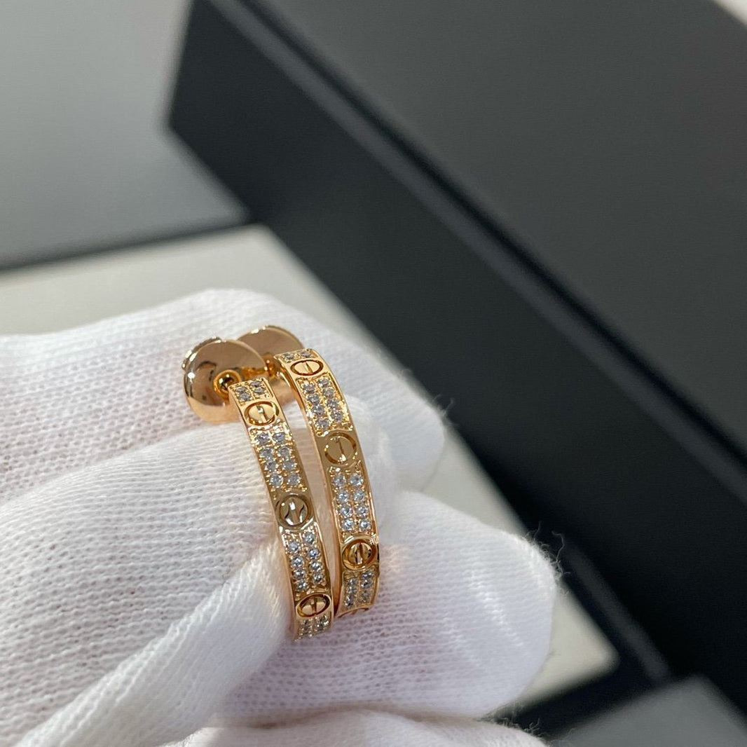 [LUXE] PENDIENTES DE ARO DE ORO ROSA CON DIAMANTES LOVE
