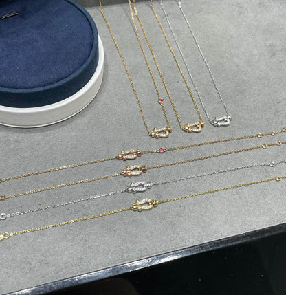 [LUXE] COLLAR DE ORO ROSA CON DIAMANTES FORCE 10