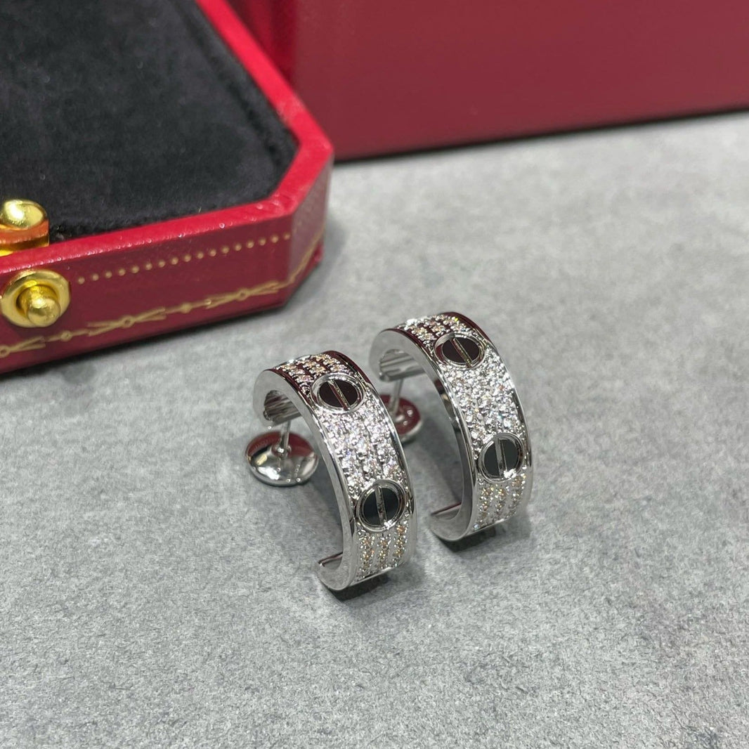 [LUXE] PENDIENTES DE PLATA CON DIAMANTES Y CERÁMICA LOVE