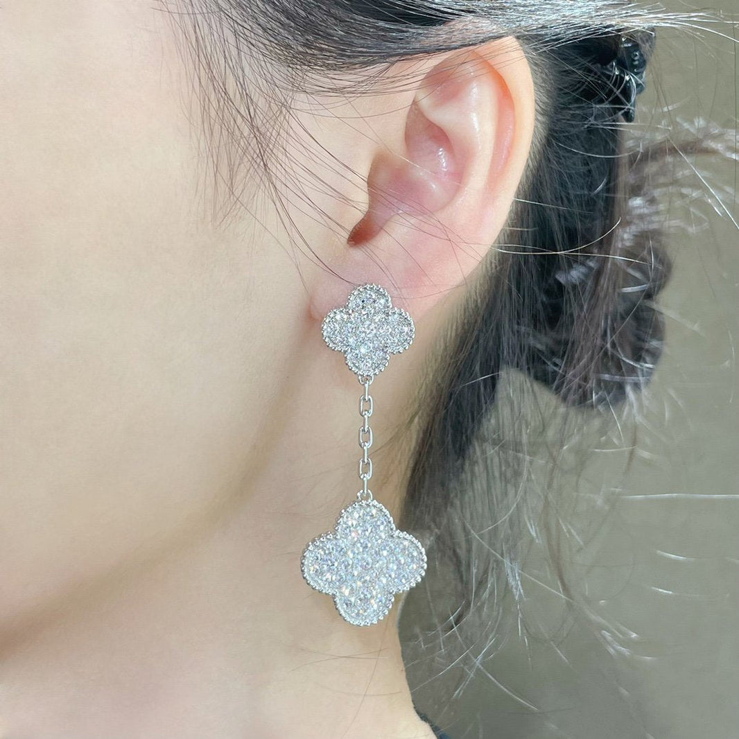 [LUXE]CLOVER 2 MOTIFS DIAMOND PAVED SILVER EARRINGS