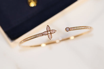 [LUXE]IDYLLE PULSERA ABIERTA DE ORO CON PAVÉ DE DIAMANTES