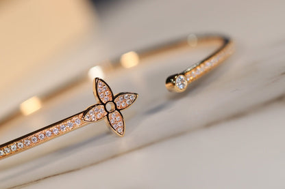 [LUXE]IDYLLE PULSERA ABIERTA DE ORO CON PAVÉ DE DIAMANTES