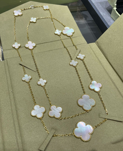 [LUXE] COLLAR DE ORO BLANCO CON 16 MOTIVOS DE TRÉBOL