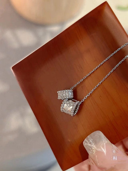 [LUXE] COLLAR DE PLATA CON DIAMANTES Y DOBLE COLGANTE PERLEE
