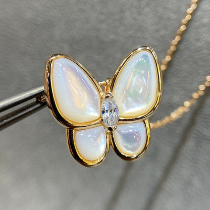 [LUJO] COLLAR DE MARIPOSA CON DIAMANTES