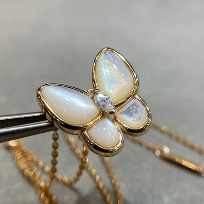 [LUJO] COLLAR DE MARIPOSA CON DIAMANTES