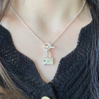 [LUXE]COLLAR DE PLATA CON PEDANTE CONSTANCE