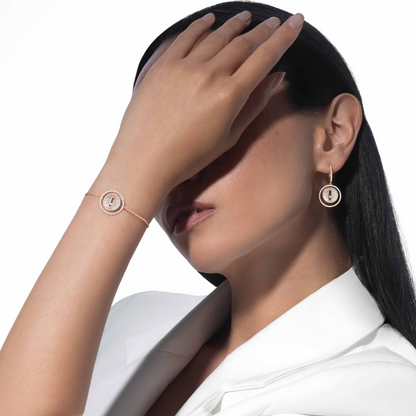 [LUXE] LUCKY MOVE WHITE MOTHER OF PEARL PINK GOLD DIAMOND BRACELET