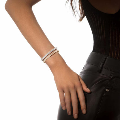 [LUXE] Move Noa Full Pavé Diamond Bangle Bracelet