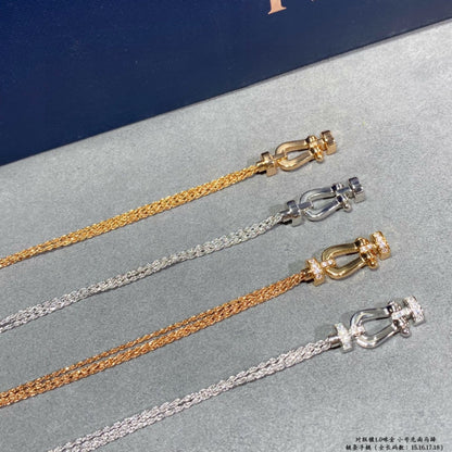 [LUXE]FORCE PULSERA DE CUERDA CON CADENA DE DIAMANTE Y HERRADURA PEQUEÑA