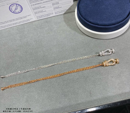 [LUXE]FORCE PULSERA DE CUERDA CON CADENA DE DIAMANTE Y HERRADURA PEQUEÑA