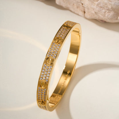 [LUXE] LOVE BRACELET 6.1MM DIAMOND-PAVED