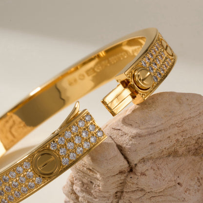 [LUXE] LOVE BRACELET 6.1MM DIAMOND-PAVED