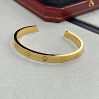 [LUXE] PULSERA DE AMOR DE 6,1 MM CON 1 DIAMANTE Y BRAZALETE ABIERTO 