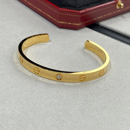 [LUXE] PULSERA DE AMOR DE 6,1 MM CON 1 DIAMANTE Y BRAZALETE ABIERTO 