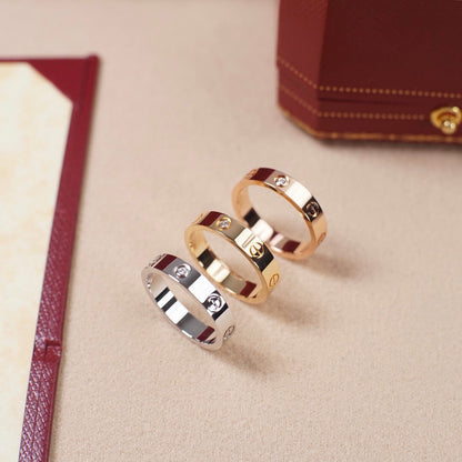 [LUXE] LOVE 4MM 1 DIAMOND RING