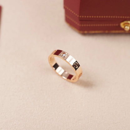 [LUXE] LOVE 4MM 1 DIAMOND RING
