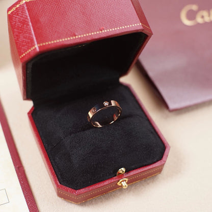 [LUXE] LOVE 4MM 1 DIAMOND RING