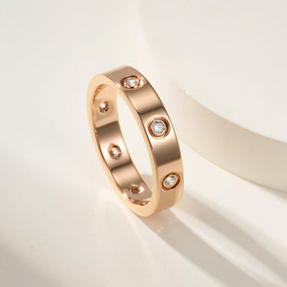 [LUXE] LOVE 4MM 8 DIAMOND RING