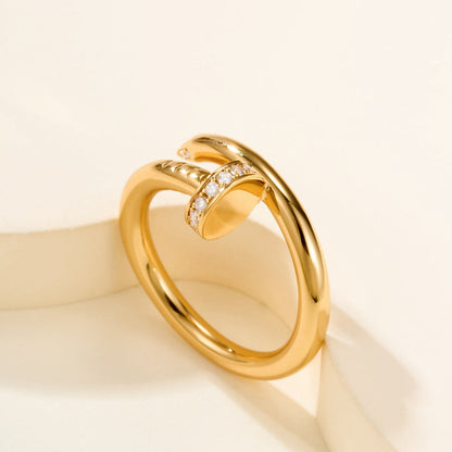 [LUXE] JUSTE RING 2.6MM HALF DIAMOND