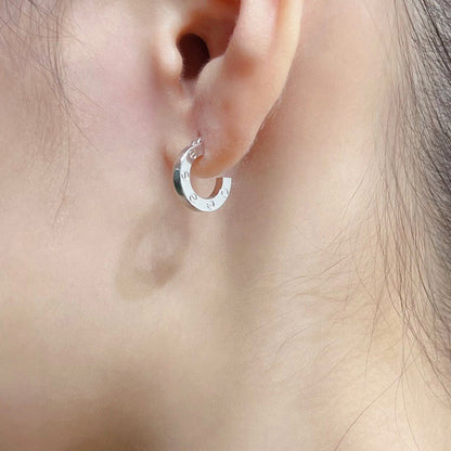 [LUXE] LOVE MINI EARRINGS