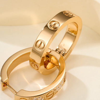 [LUXE] LOVE 3.3MM DANGLE HALF DIAMOND EARRINGS