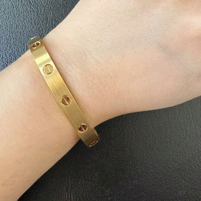 [LUXE] LOVE BRACELET 6.1MM BRUSHED