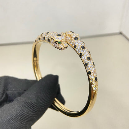[LUXE] PANTHERE DOUBLE HEADED HALF DIAMOND OPEN BRACELET
