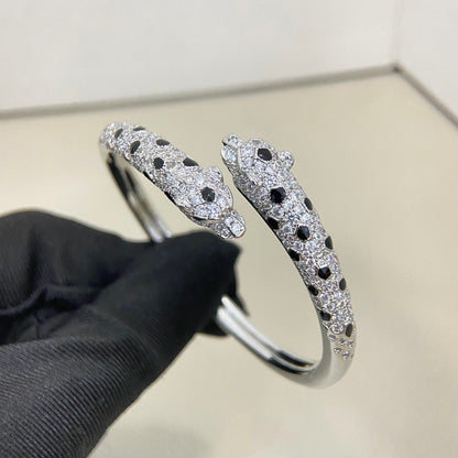 [LUXE] PANTHERE DOUBLE HEADED HALF DIAMOND OPEN BRACELET