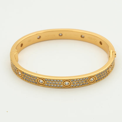 [LUXE] PULSERA LOVE DE 6,1 MM CON PAVÉ DE DIAMANTES Y 10 DIAMANTES GRANDES