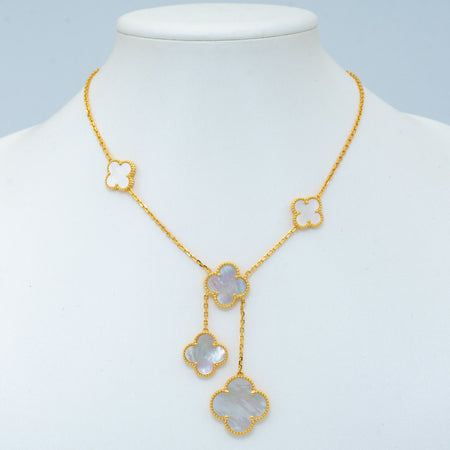 [LUXE]COLLAR DE NÁCAR CON TRÉBOL Y 6 MOTIVOS
